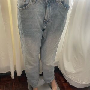 H&M Men's Relaxed Fit Light Blue Jeans